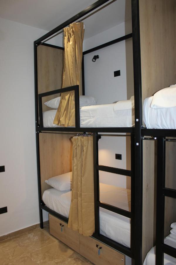 Central Boutique Hostel Sarande Exterior photo