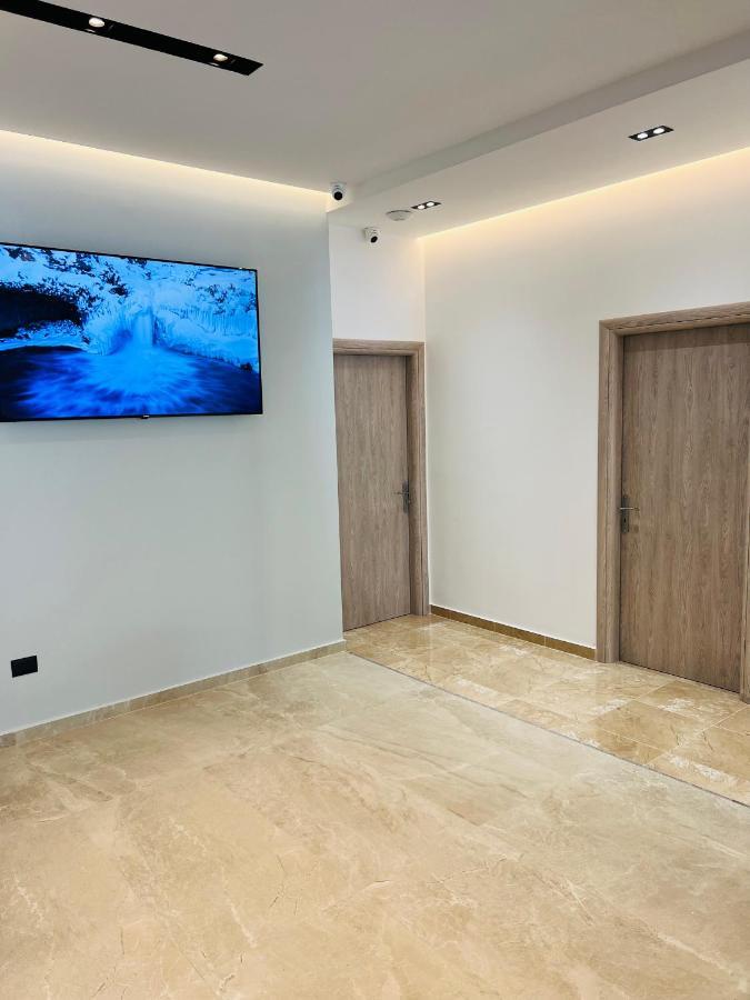 Central Boutique Hostel Sarande Exterior photo