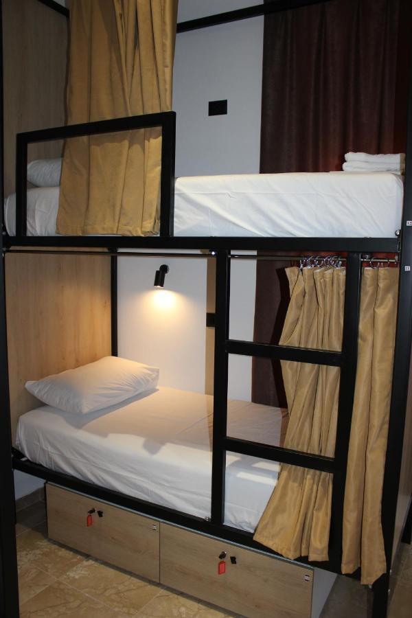 Central Boutique Hostel Sarande Exterior photo
